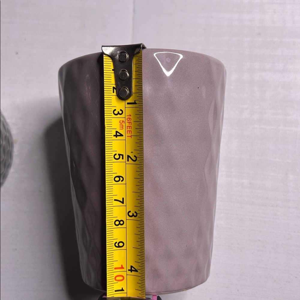 Set of Three Textured Ceramic Planters - Picture 13 of 14